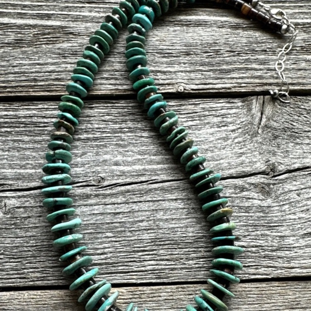 Sterling Silver Graduated Turquoise Heishi Bead Necklace 20 Inch - Picture 9 of 12